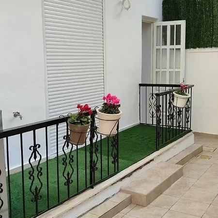 Elegant & Modern Apartment Near To Athens Riviera Piraeus Exterior photo