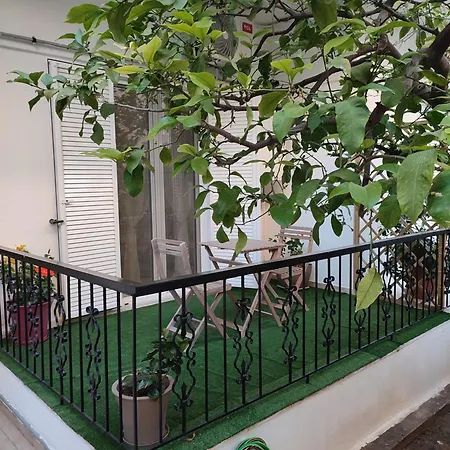 Elegant & Modern Apartment Near To Athens Riviera Piraeus Exterior photo