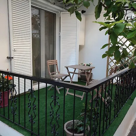 Elegant & Modern Apartment Near To Athens Riviera Piraeus Exterior photo