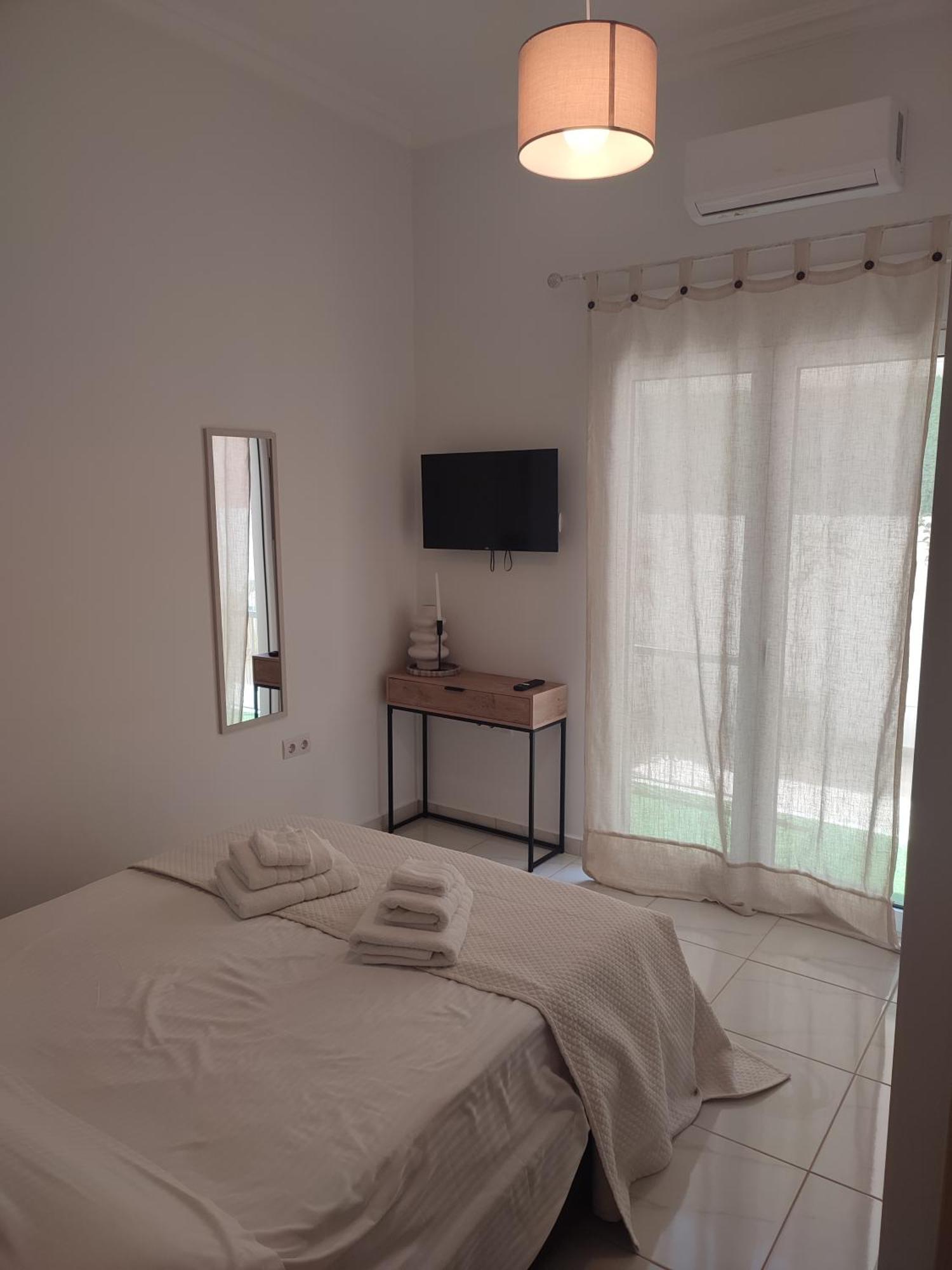 Elegant & Modern Near To Athens Riviera Apartment *